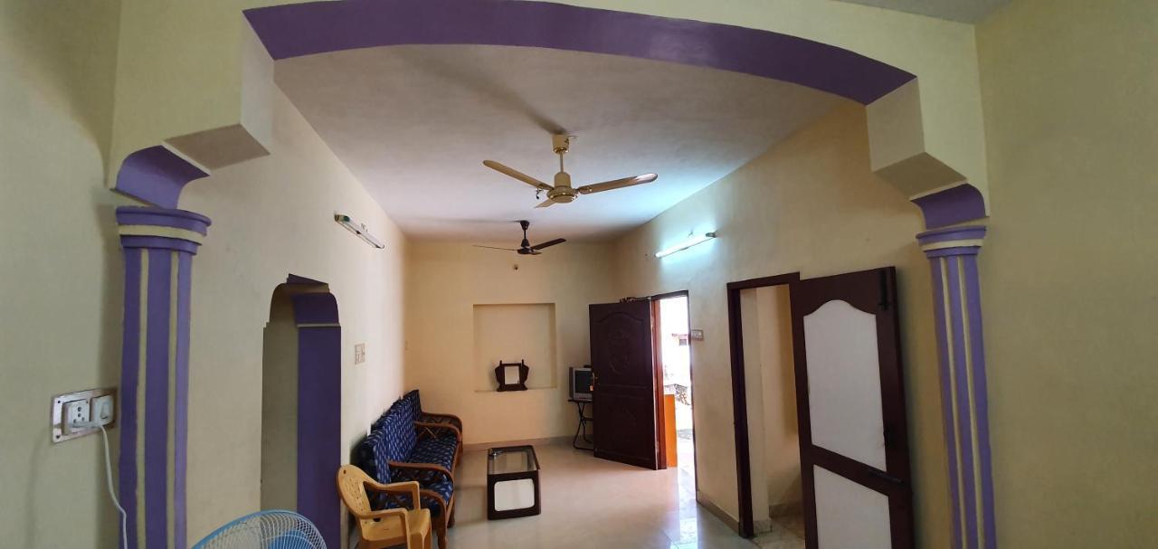 Oonjal Veedu Apartman Kuttālam Kültér fotó